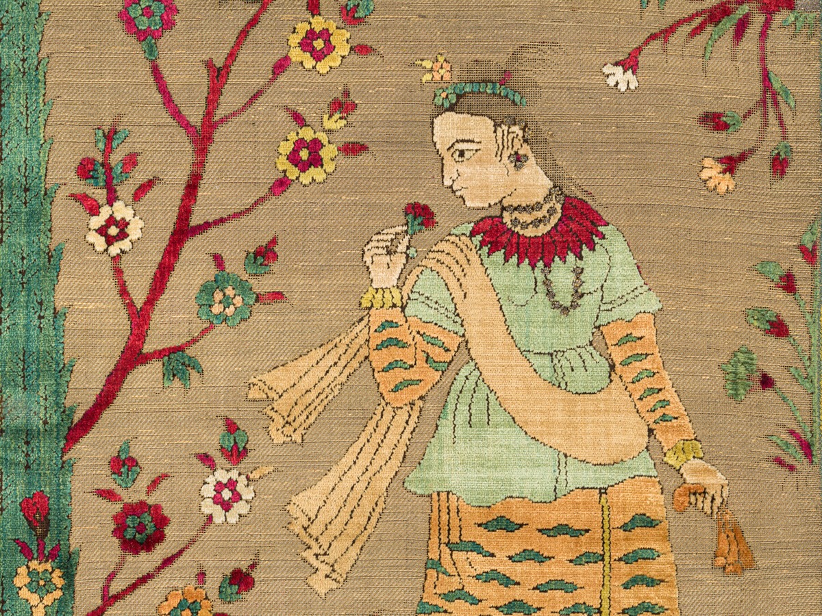 Бархатная ткань с изображением дамы в саду (фрагмент). Западная Индия (Гуджарат), начало XVII века