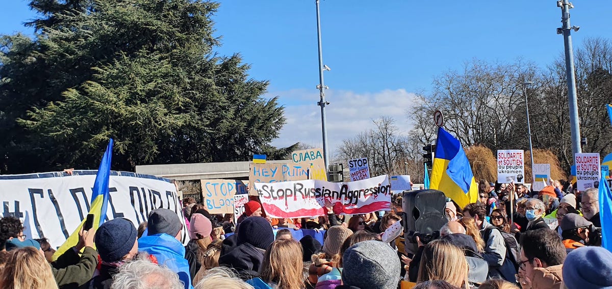 Украина народ новости. Украина народ. Демонстрации на Украине в поддержку русских. Украина 26 февраля. Украина нация.